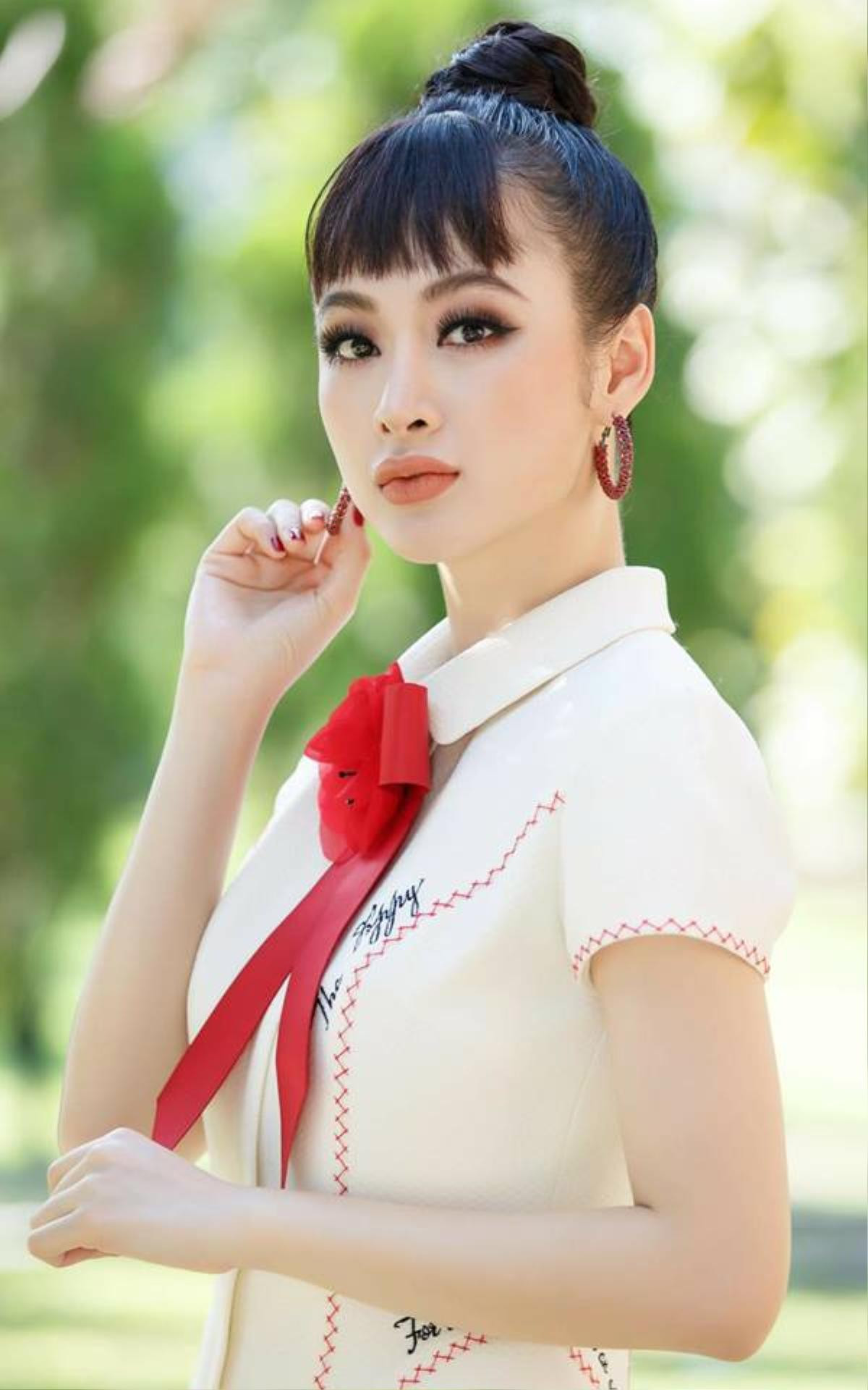 Chi Pu quả lợi hại! 'Chặt đẹp' cả Angela Phương Trinh và Tú Hảo khi diện lại thiết kế cũ Ảnh 7