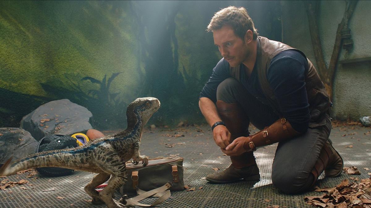 'Jurassic World 2’: Christ Patt suýt bị khủng long xơi tái, hé lộ 'trùm cuối' hung bạo hơn T-Rex Ảnh 1