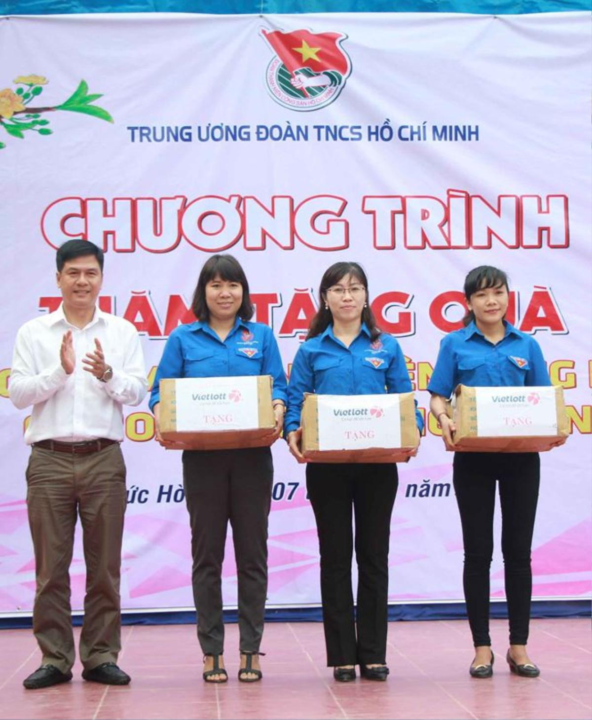 Trung ương Đoàn chăm lo Tết tại vùng sâu vùng xa tỉnh Long An Ảnh 5