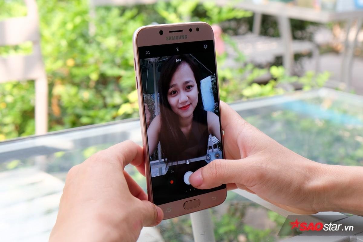 Đánh giá Galaxy J7 Pro màu hồng: Ngoại hình đẹp mê mẫn, selfie ấn tượng Ảnh 21