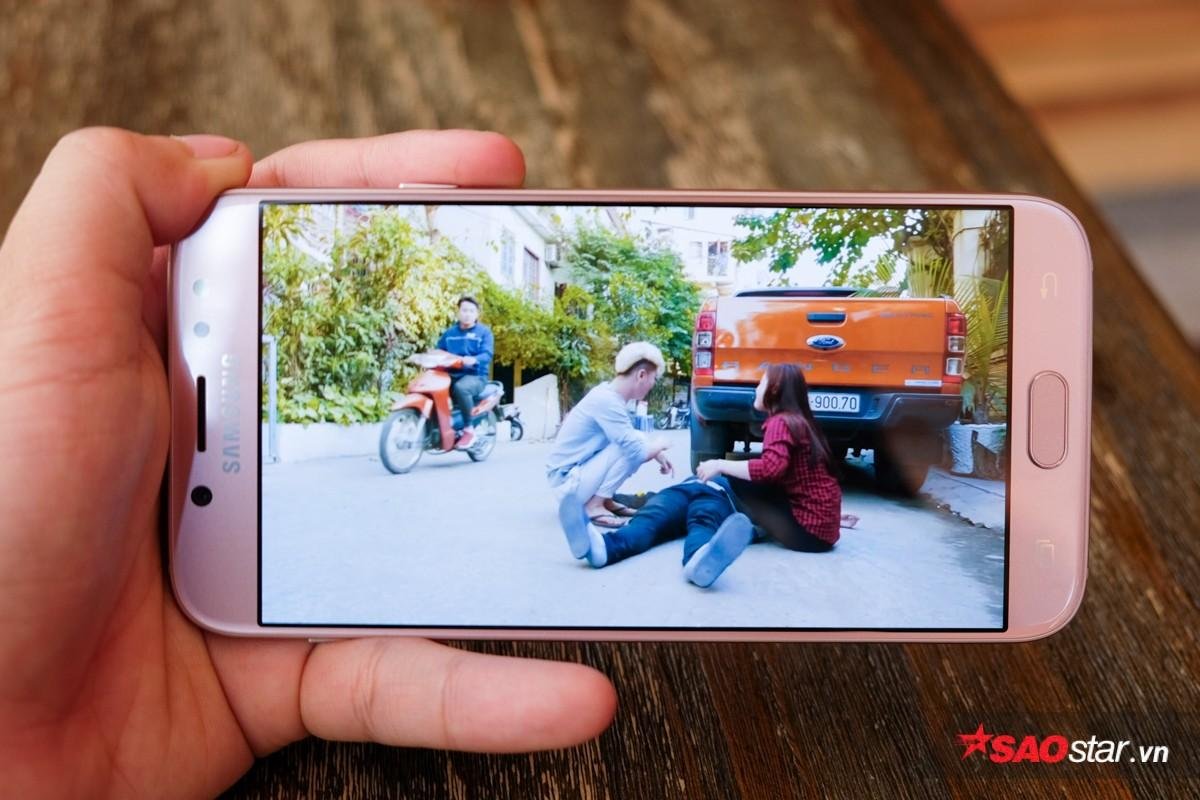 Đánh giá Galaxy J7 Pro màu hồng: Ngoại hình đẹp mê mẫn, selfie ấn tượng Ảnh 7