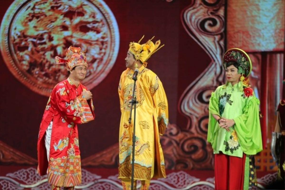 'Táo Quân 2018': Quang Thắng 'đá đểu' màn đón U23 phản cảm của Vietjet, Minh Vượng catwalk với nhạc Chi Pu Ảnh 2