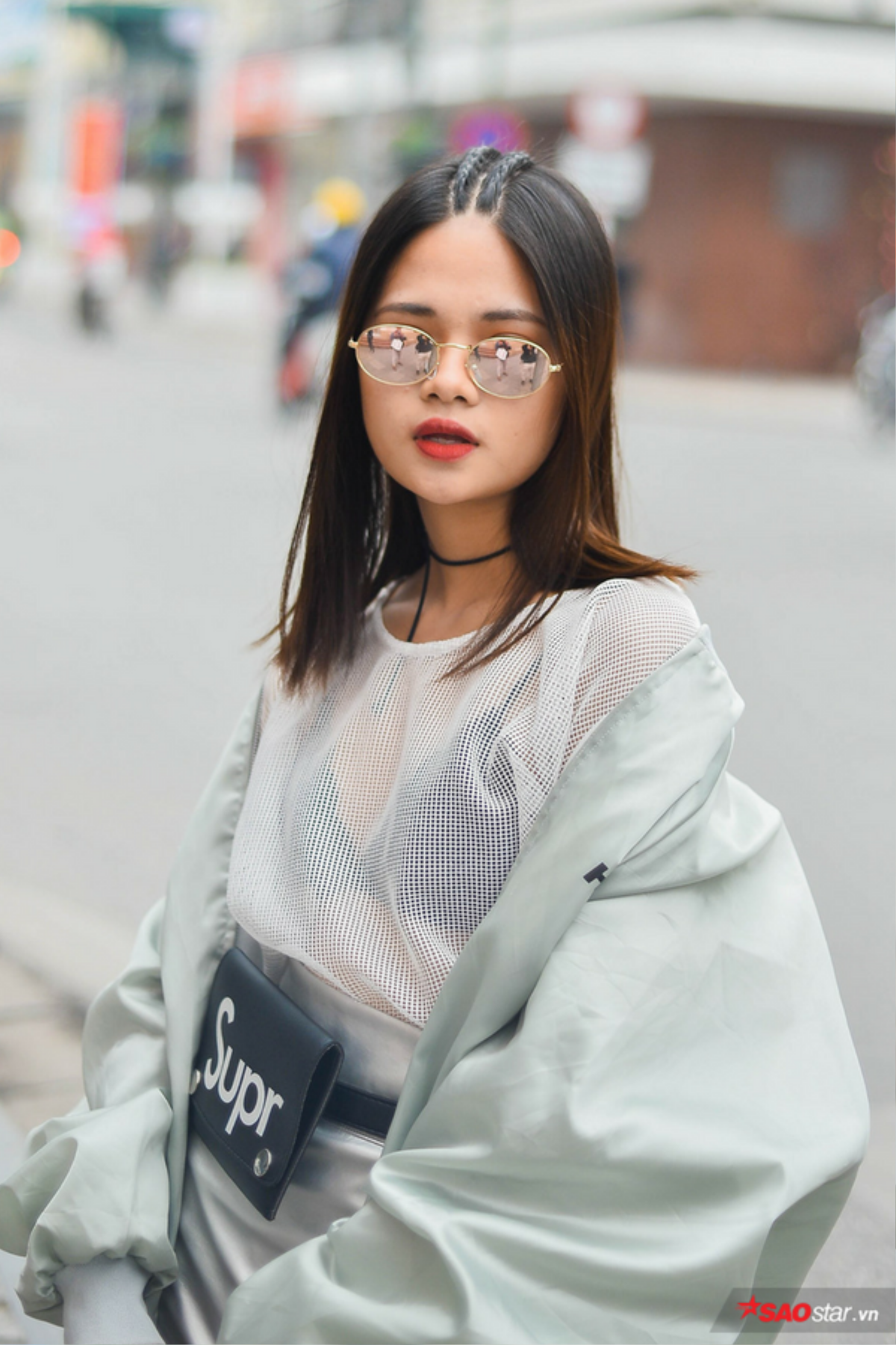 30 Tết: Giới trẻ Hà thành vẫn tự tin thả dáng với streetstyle cực chất giữa tiết trời lạnh giá Ảnh 13