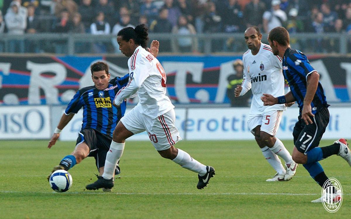 Ronaldinho: Những khoảnh khắc thiên tài và thác loạn tại AC Milan Ảnh 1