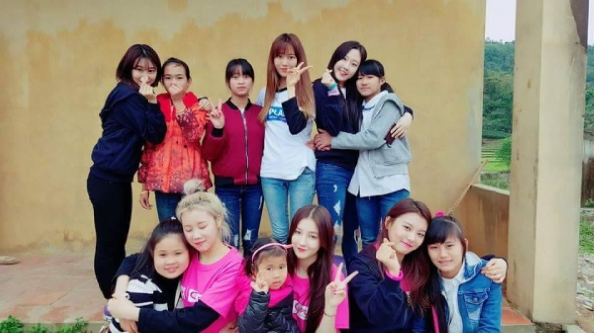 Dù Momoland gian lận hay không, Kpop fan cũng không thể làm ngơ trước nhan sắc này! Ảnh 7