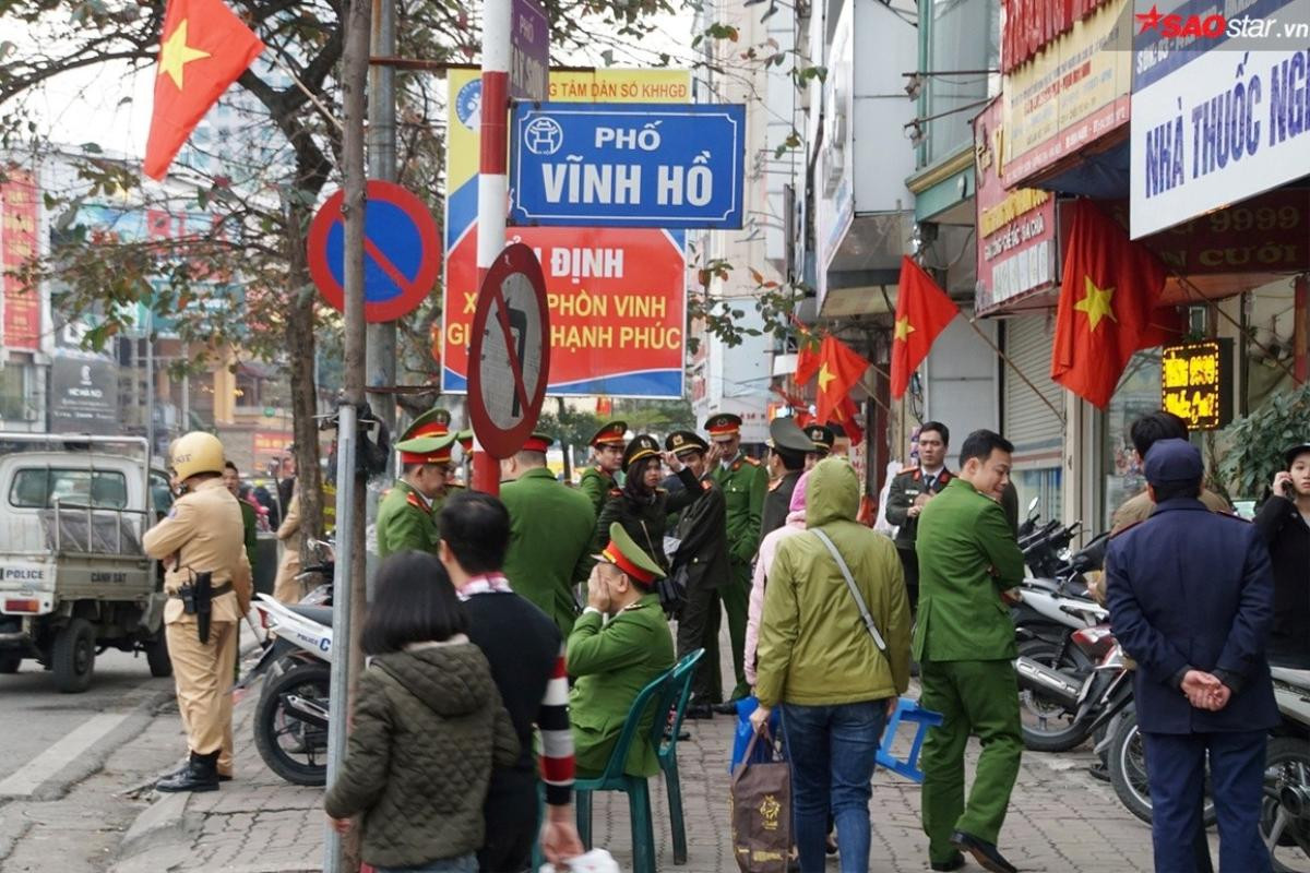 Hàng trăm cảnh sát bảo đảm an ninh trật tự tại lễ cầu an ở Tổ đình Phúc Khánh Ảnh 6