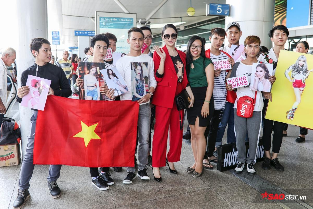 Hương Giang Idol mang hơn 100 kg hành lý lên đường 'chinh chiến' tại Hoa hậu Chuyển giới Quốc tế Ảnh 3