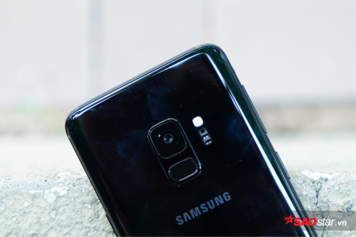 Ngắm nhanh vẻ đẹp quyến rũ của Samsung Galaxy S9 tại Việt Nam Ảnh 4