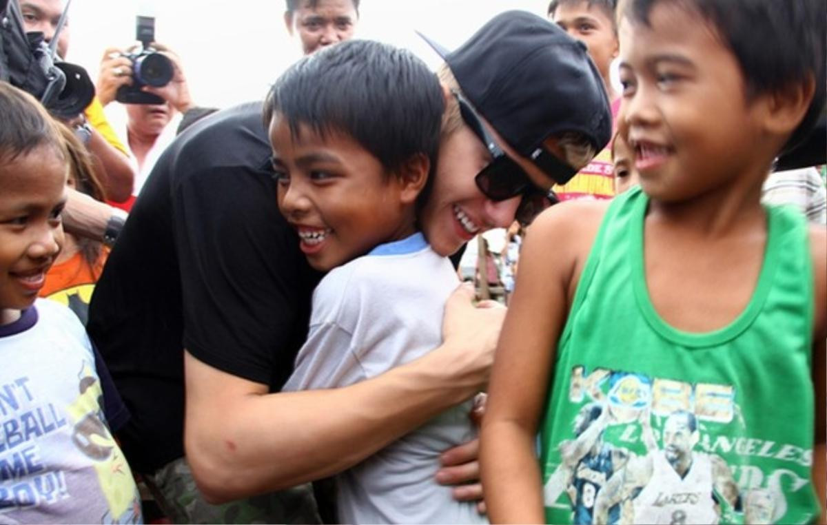 Những 'góc khuất' đáng yêu khiến fan tan chảy của 'trai hư' Justin Bieber Ảnh 7