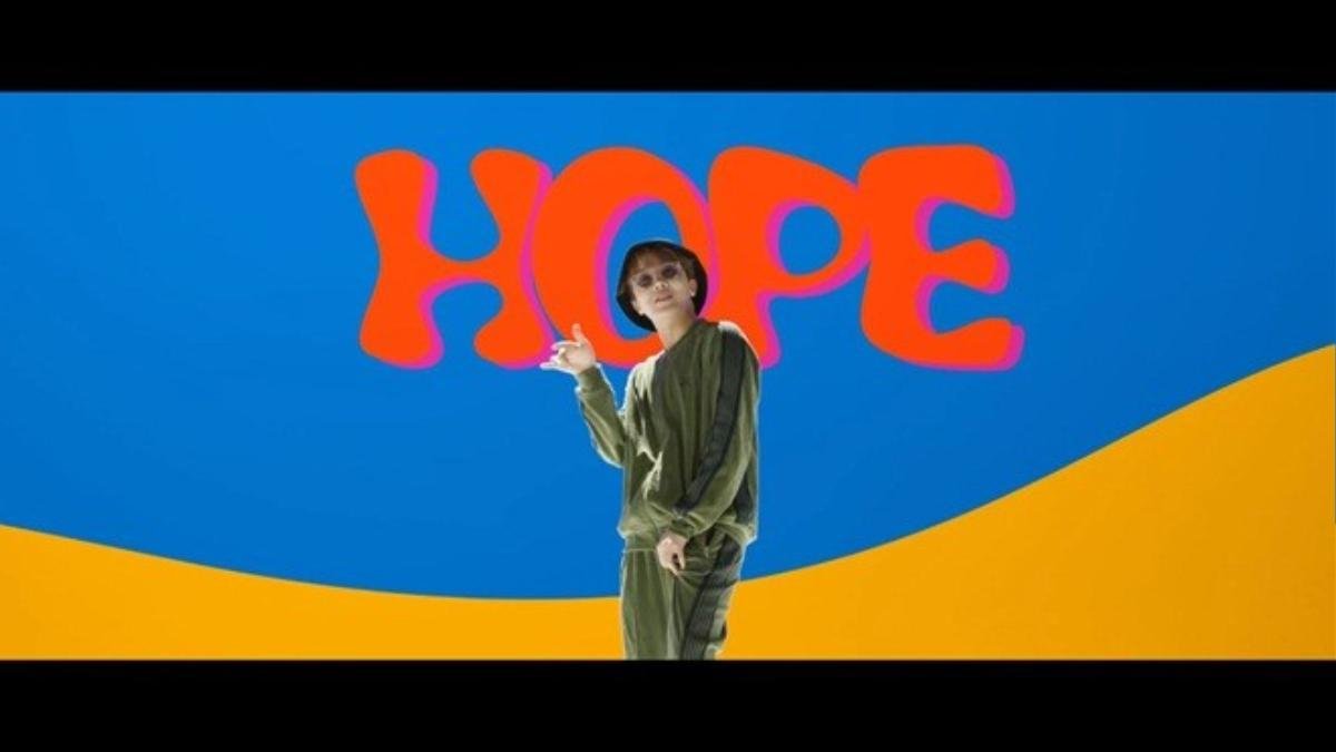 Fan hùng hục 'cày' view cho MV của J-Hope (BTS) bất chấp không phải sản phẩm chính thức Ảnh 1