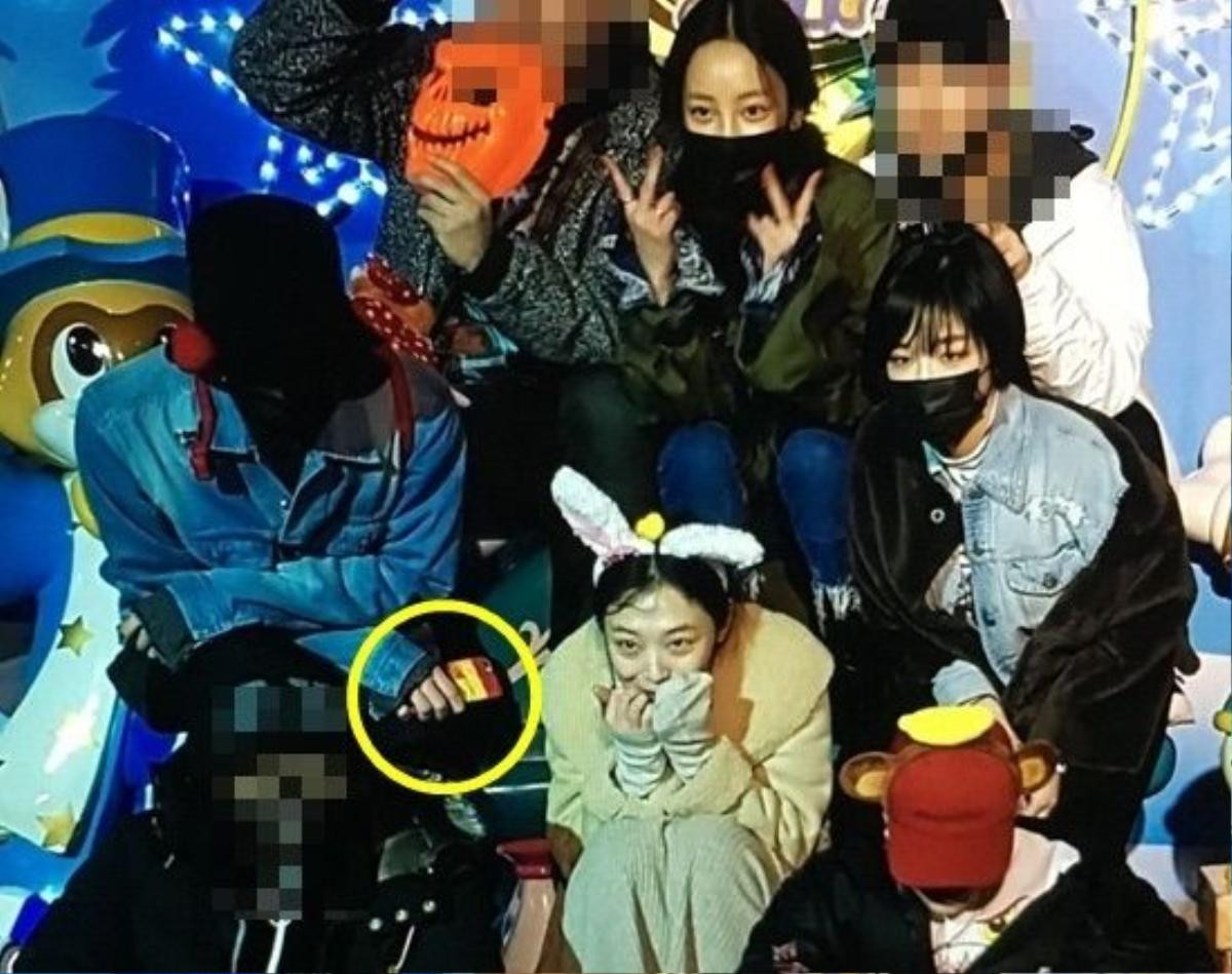 Goo Hara tiết lộ dành cả tuần đi chơi với Sulli, G-Dragon ở Paris trước khi bị fan 'phản ứng' Ảnh 3