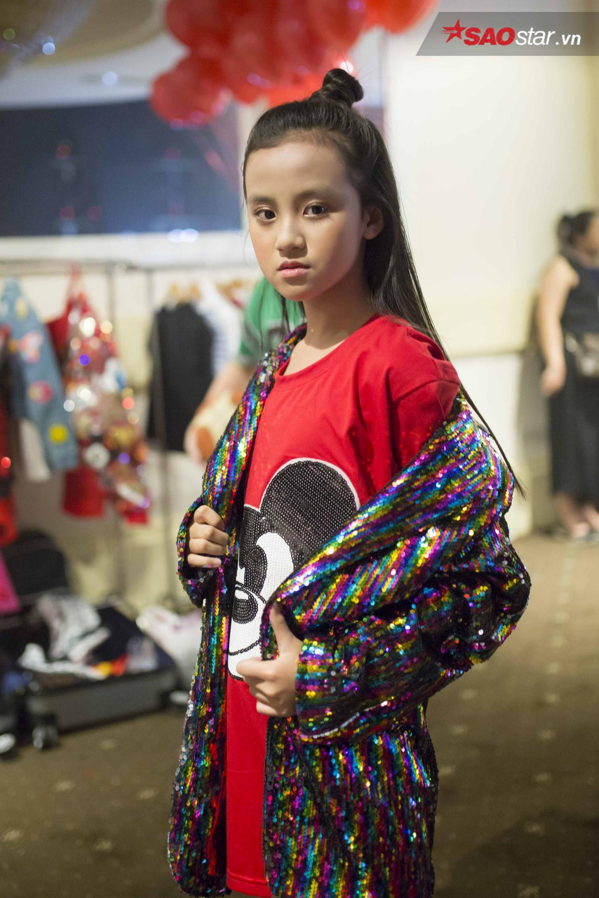 Tóc xù mì, uốn xoăn 'hot' nhất năm nay cùng nhau 'oanh tạc' sàn diễn Asian Kids Fashion Week Ảnh 10