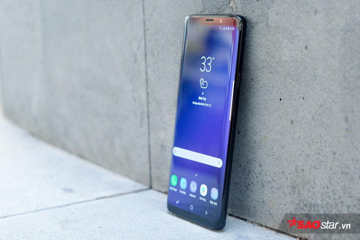 'Đập hộp' Galaxy S9+ màu đen tại Việt Nam: Đẹp ngỡ ngàng vừa quen vừa lạ! Ảnh 11