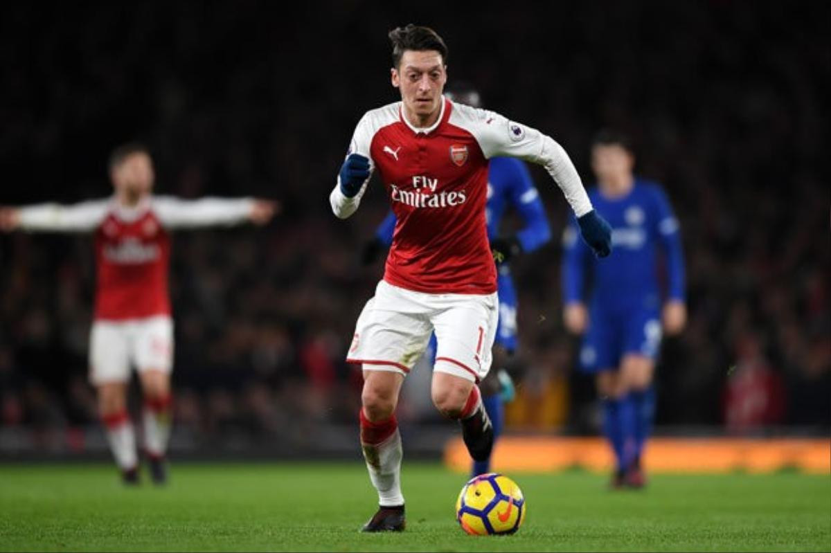 Arsenal thua 4 trận liên tiếp: Có một bệnh nhân chỉ chờ rút ống thở Ảnh 4