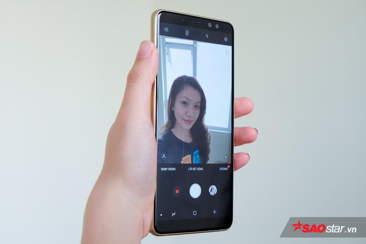 Trải nghiệm camera selfie trên Samsung Galaxy A8: xóa phông ấn tượng, màu sắc bắt mắt Ảnh 1