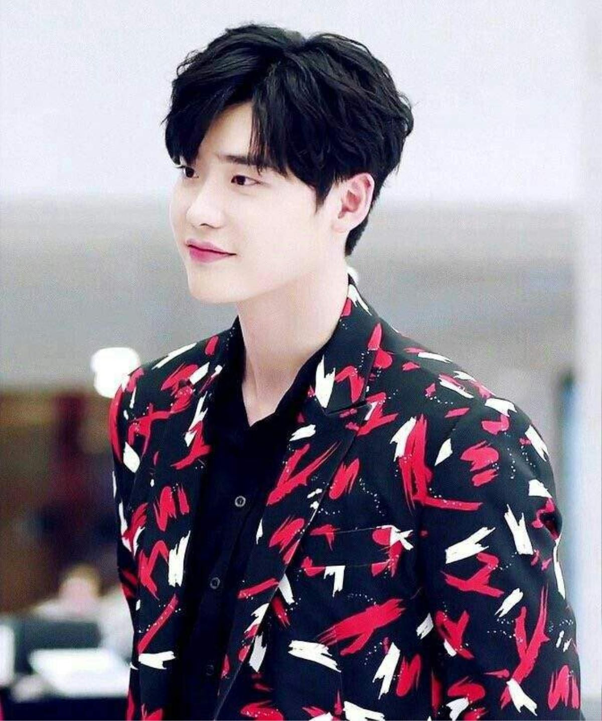 Lee Jong Suk là nam chính nhọ nhất trong chuyện tình cảm của Park Shin Hye lẫn Suzy Ảnh 3