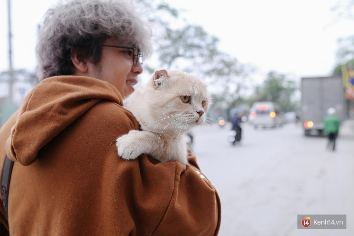 Về Hải Phòng 'diện kiến' chú mèo tên Chó và cậu chủ siêu cute đang nổi danh khắp MXH tây ta Ảnh 23