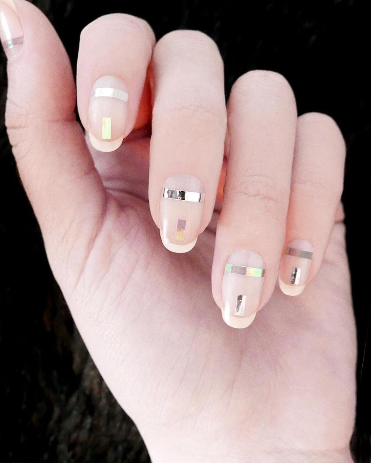 Hè 2018, nàng mê nails cứ tô dưa hấu, vẽ siêu nhân lên móng là đảm bảo nổi hết phần thiên hạ Ảnh 19