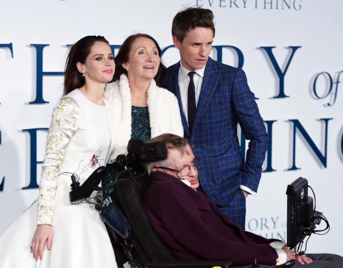 Tình yêu nửa thế kỷ của ông hoàng vật lý Stephen Hawking và vợ Jane Wilde - khi phép màu là có thật Ảnh 6