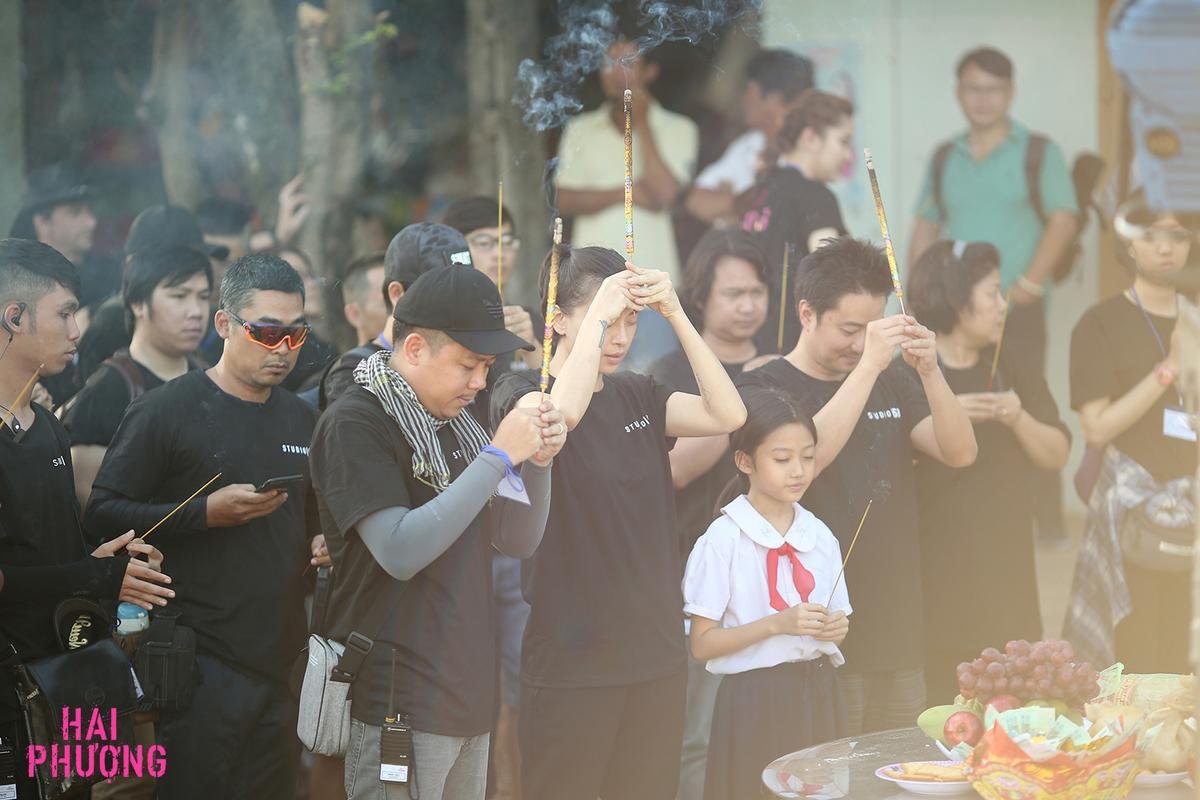 'Hai Phượng' chính thức bấm máy, nghi vấn bé Cát Vy là 'con gái' của Ngô Thanh Vân Ảnh 2