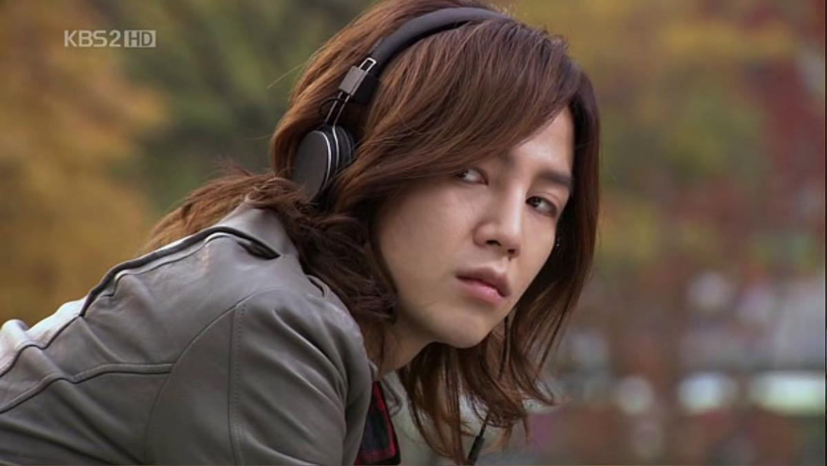 'Switch': Jang Geun Suk cải trang tương tự vai diễn cũ trong 'Mary stayed out all night' Ảnh 6