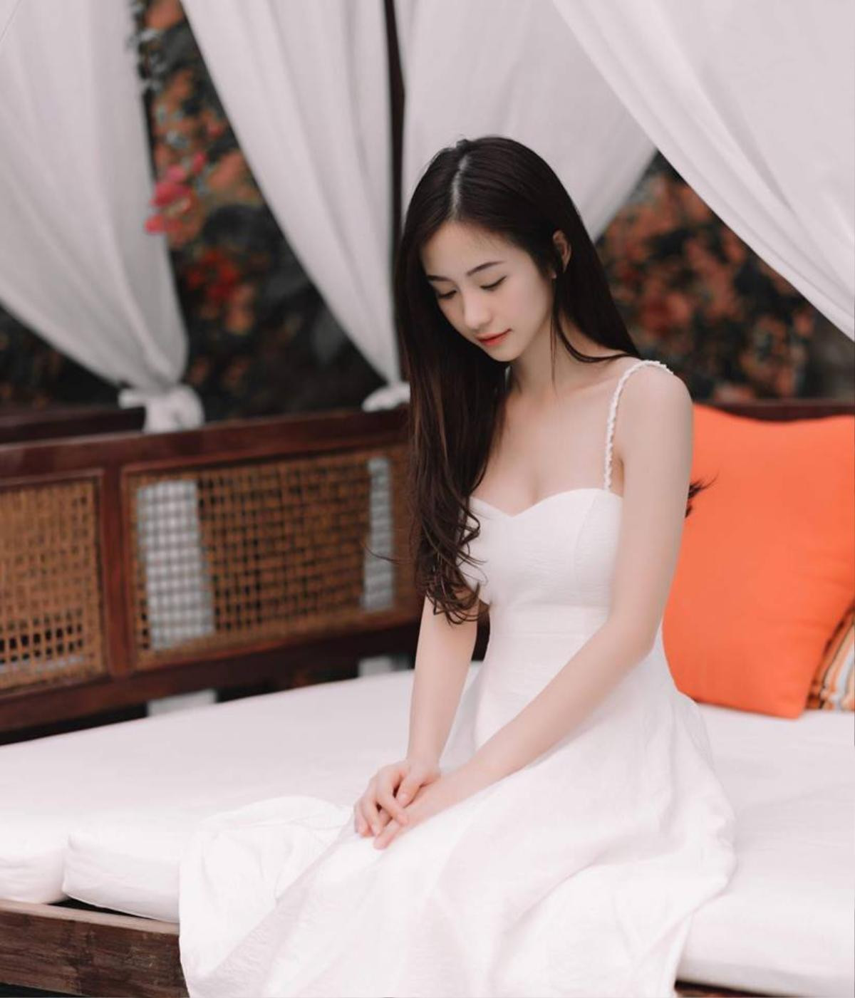 Chắc ai đó sẽ cần: Jun Vũ và 3 bí quyết 'khoe body' cực sexy mà vẫn thanh lịch Ảnh 2