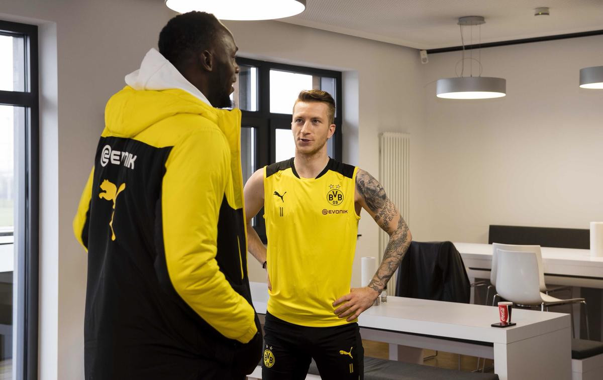 Chùm ảnh: Buổi tập đầu tiên của 'tia chớp' Usain Bolt tại Borussia Dortmund Ảnh 1