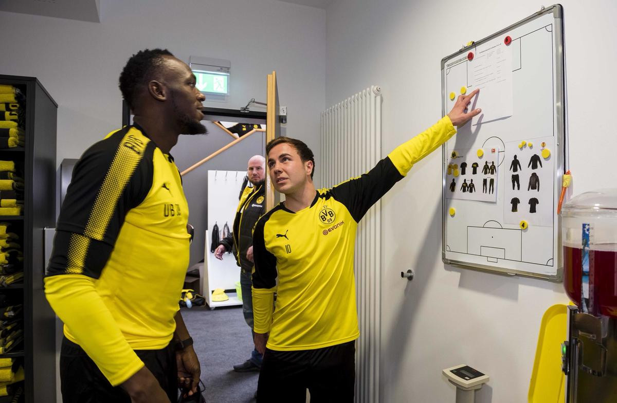 Chùm ảnh: Buổi tập đầu tiên của 'tia chớp' Usain Bolt tại Borussia Dortmund Ảnh 2