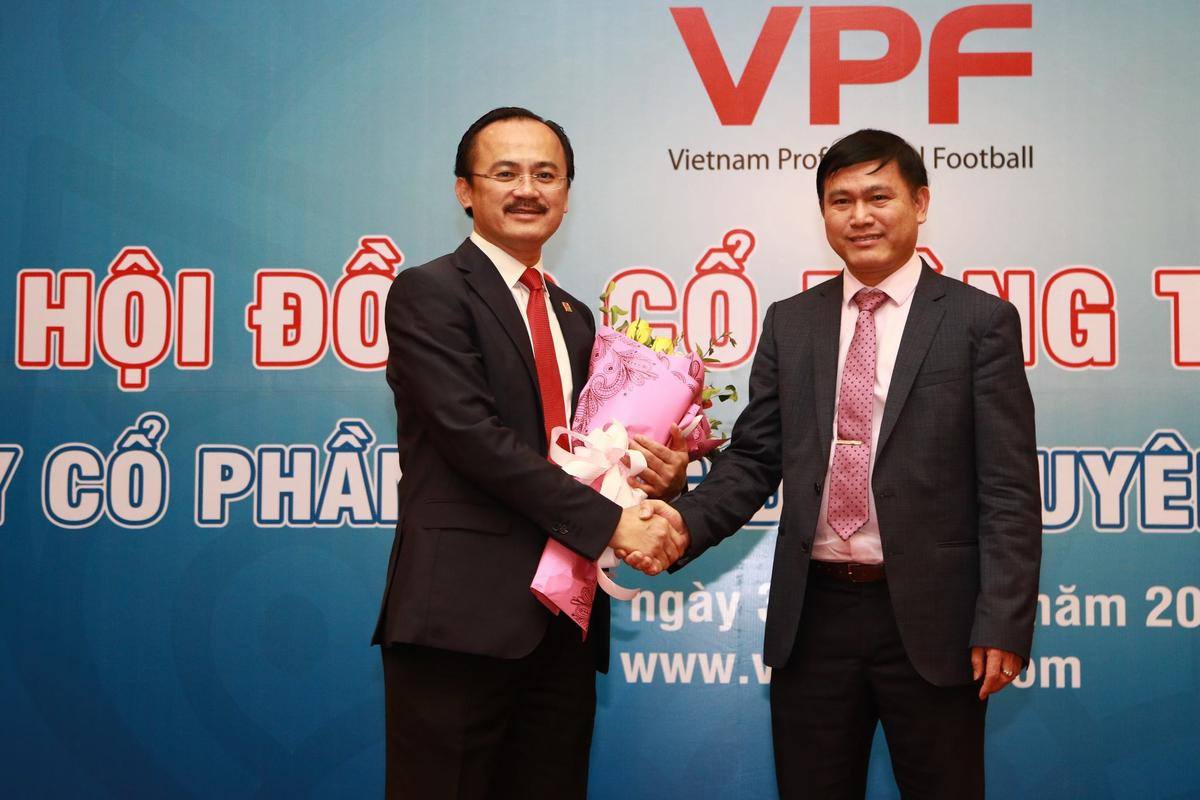 Bầu Đức: 'Bầu Tú có thể làm phó Chủ tịch VFF và Chủ tịch VPF' Ảnh 2