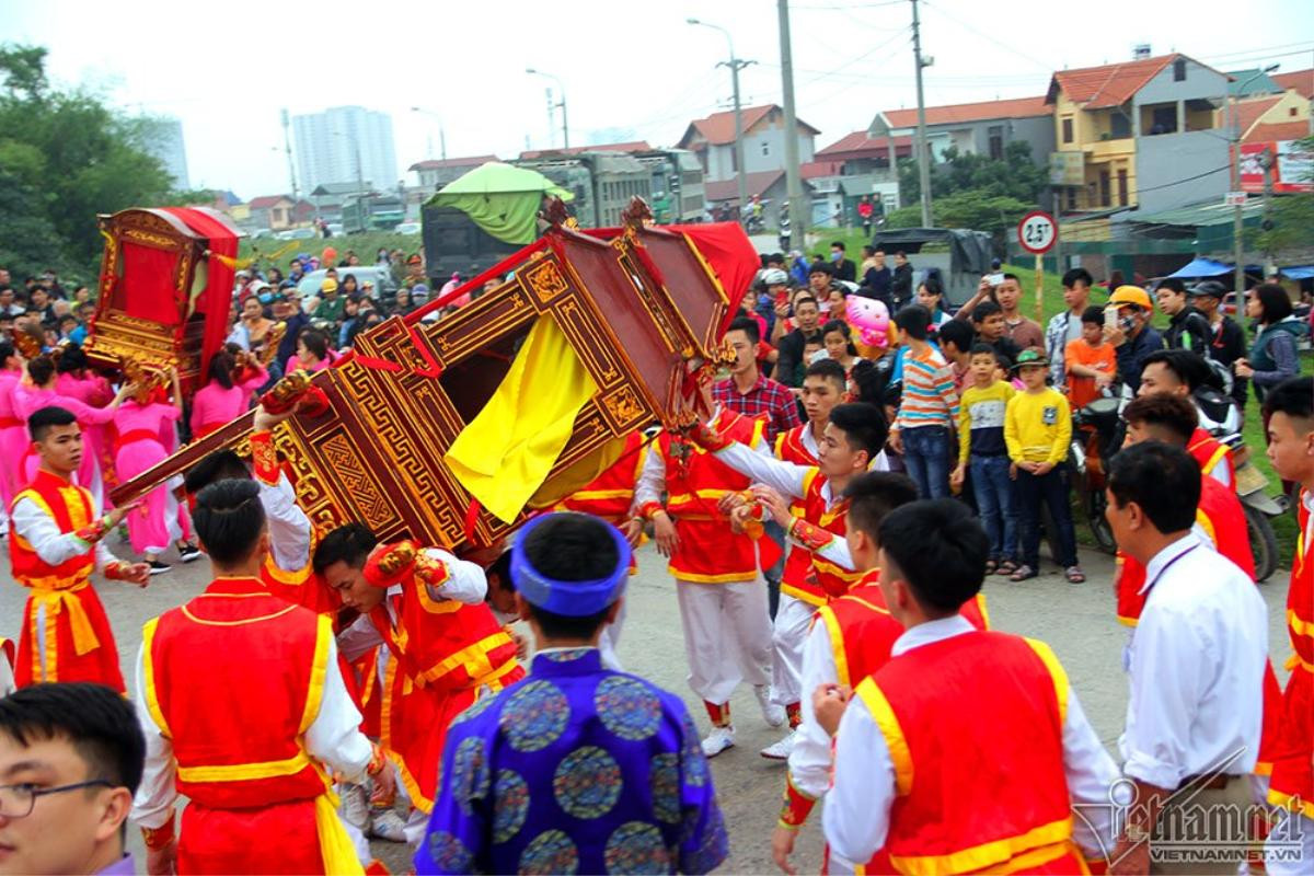 Màn quay kiệu vắt kiệt sức trinh nữ Hà thành Ảnh 15