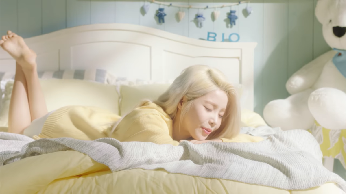 Hậu đại thắng với 8 chiếc cúp, Mamamoo 'bánh bèo hết cỡ' trong MV tặng fan Ảnh 7