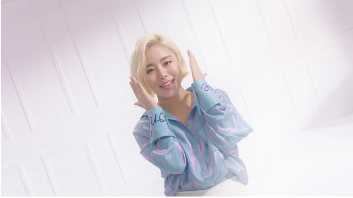 Hậu đại thắng với 8 chiếc cúp, Mamamoo 'bánh bèo hết cỡ' trong MV tặng fan Ảnh 10