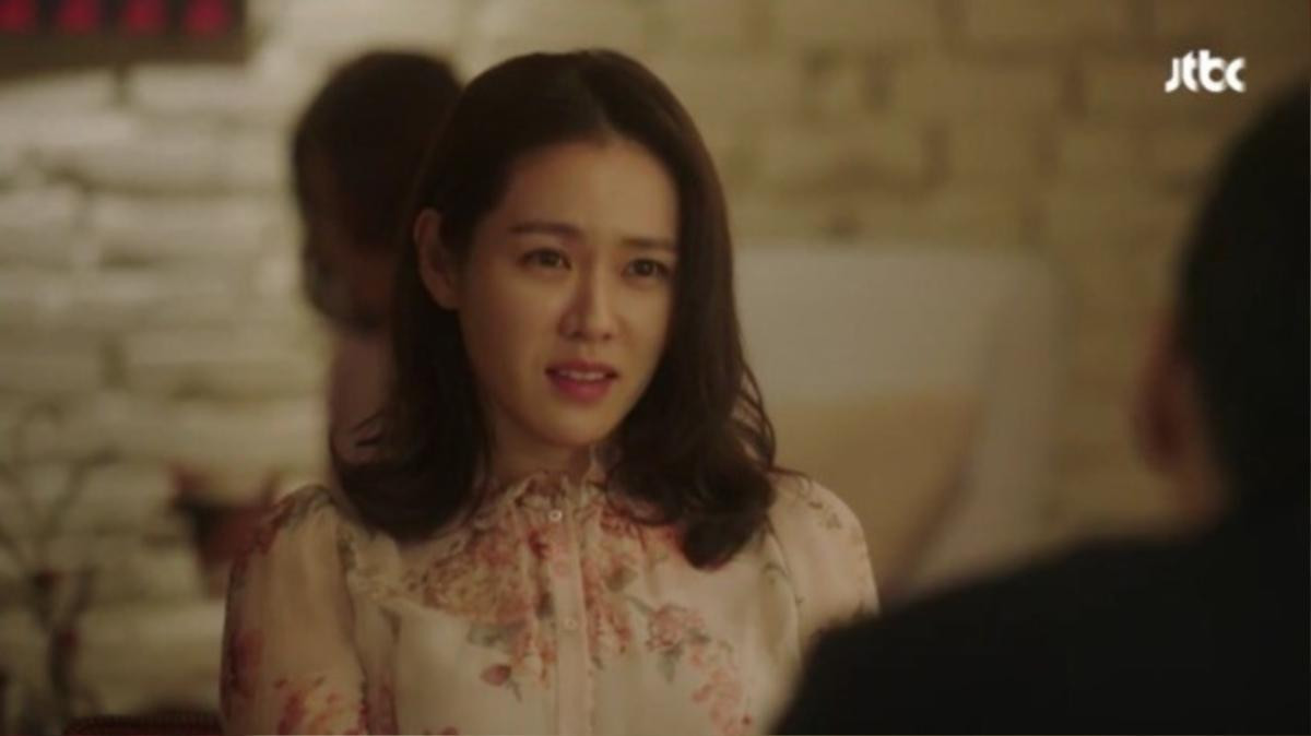 Khán giả đồng cảm với hoàn cảnh của Son Ye Jin trong tập đầu 'Pretty Noona Who Buys Me Food' Ảnh 2