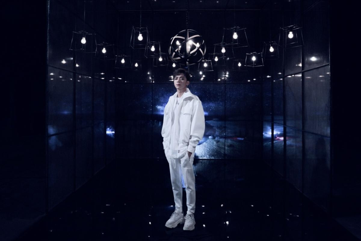 Cuối cùng thì Soobin Hoàng Sơn đã chịu nhảy trong MV mới, không còn 'so deep' nữa​ Ảnh 7