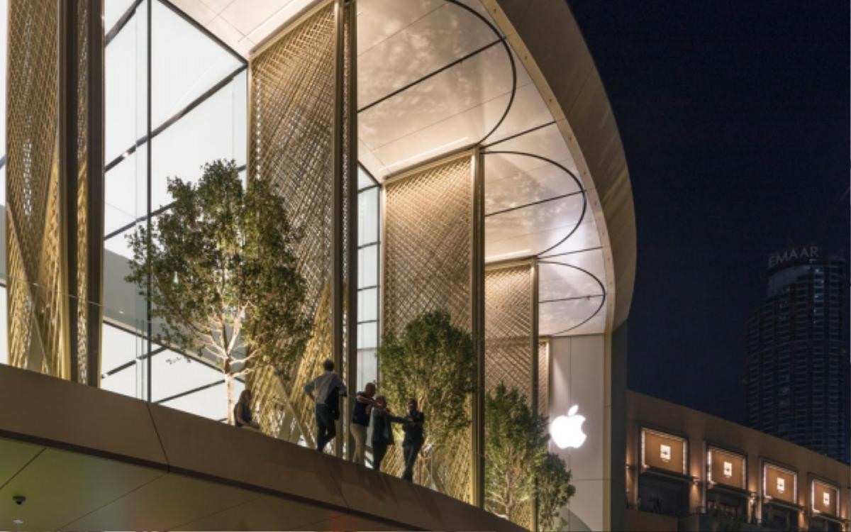 Ở Dubai cái gì cũng sang chảnh, Apple Store cũng không phải ngoại lệ Ảnh 2