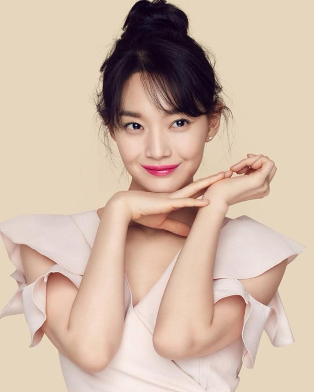 Shin Min Ah: Hình mẫu của Song Joong Ki và tấm lòng son sắt với Kim Woo Bin Ảnh 5