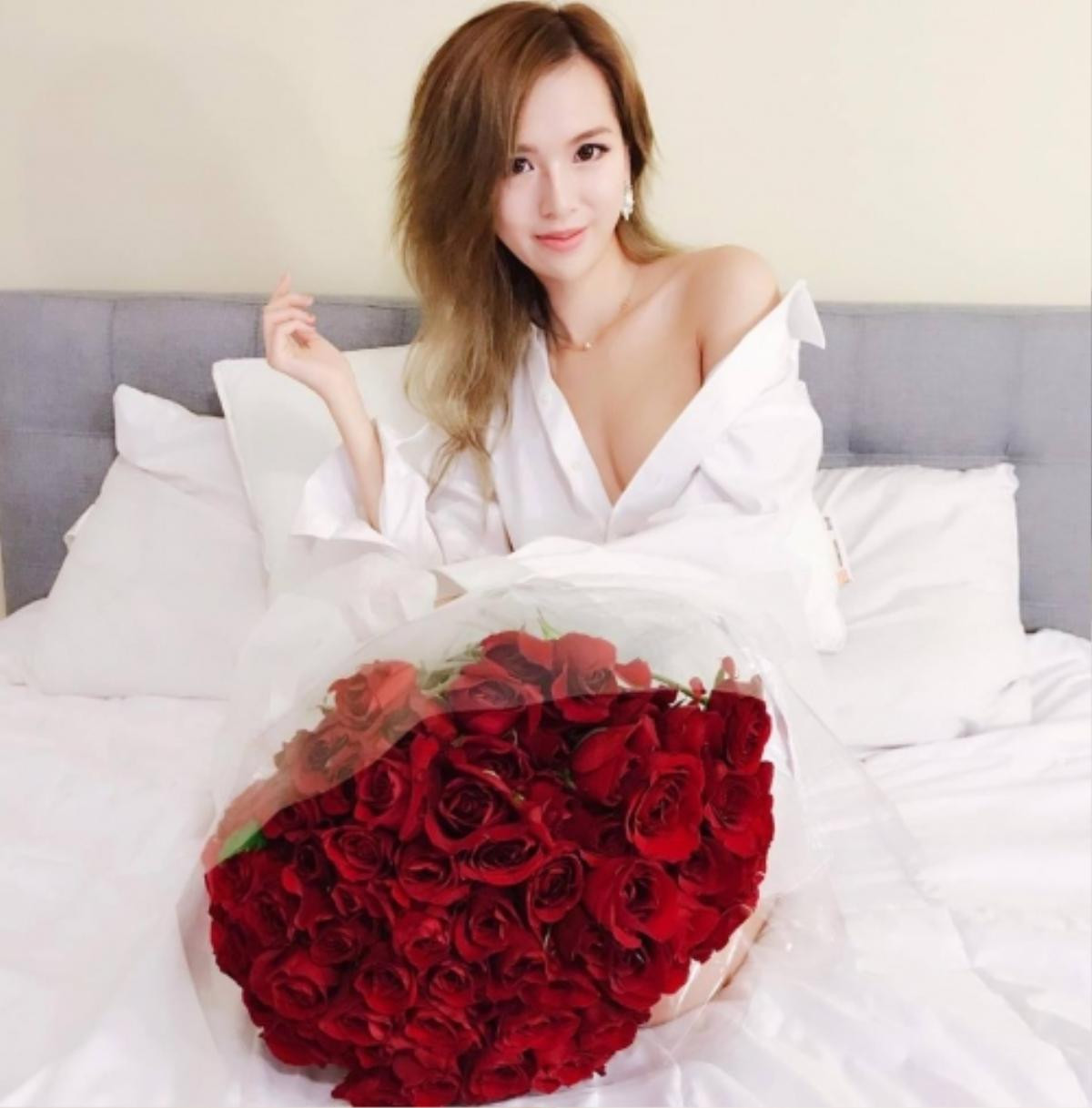 'Rich Kid' Việt mới nổi xinh như Barbie gây chú ý bởi phong cách sexy hết nấc Ảnh 9