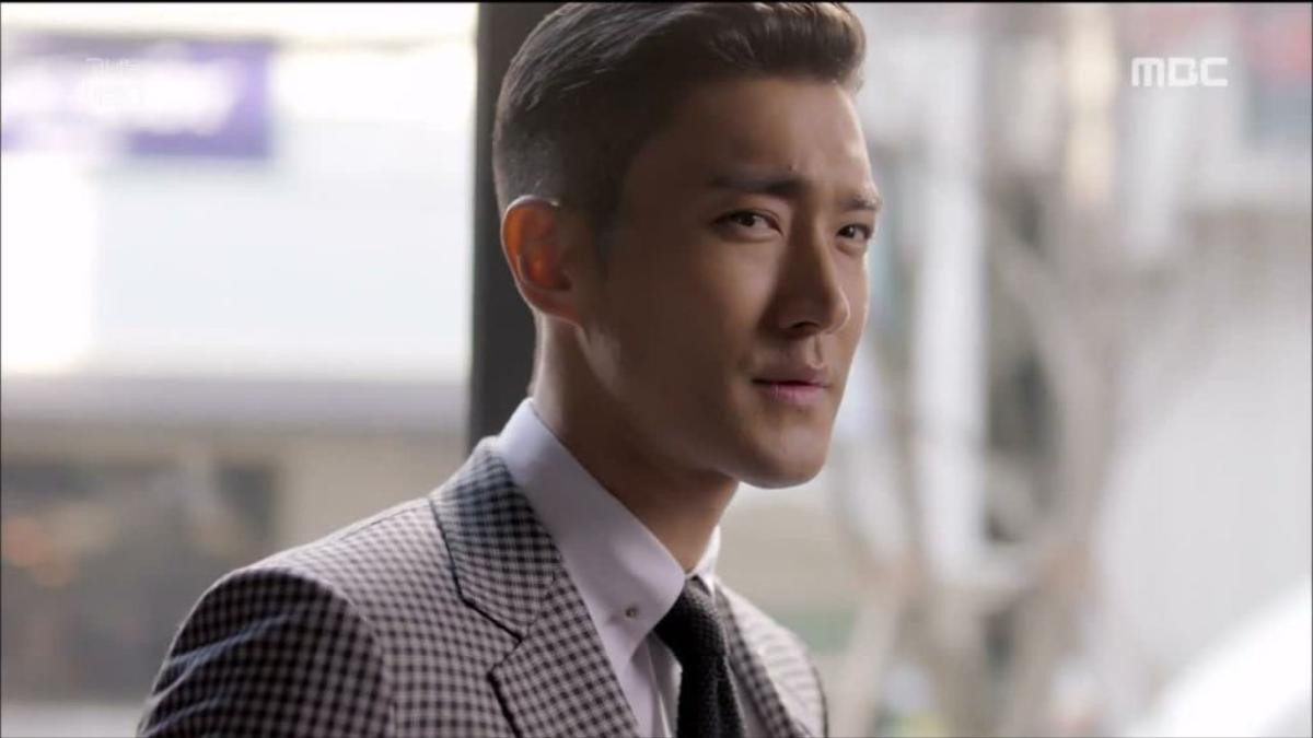 Choi Siwon (Super Junior): Mừng tuổi mới với 'gia tài' phim ảnh không phải dạng vừa Ảnh 12