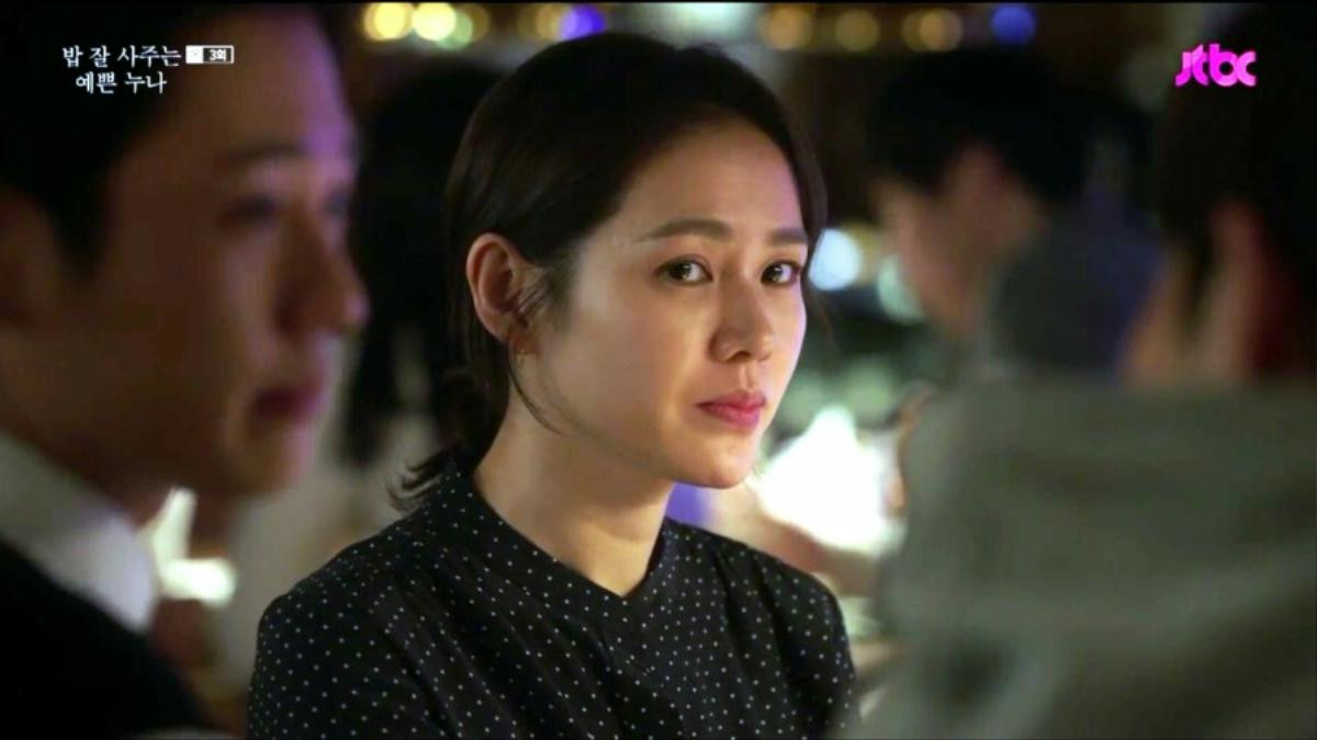 Son Ye Jin chủ động nắm tay Jung Hae In, chuyện tình chị em chính thức bắt đầu? Ảnh 27