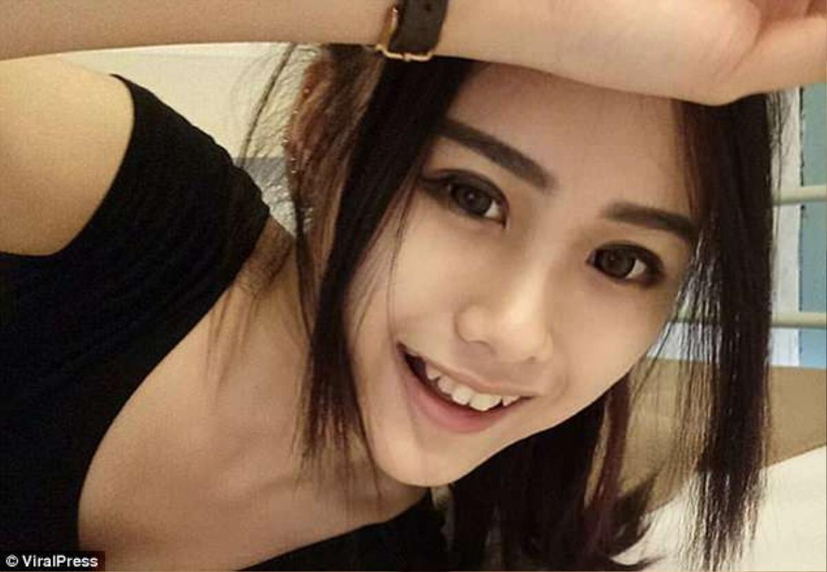 Hot girl xinh đẹp bỗng nhiên 'nổi hứng' PTTM như người ngoài hành tinh khiến dân tình choáng váng Ảnh 9