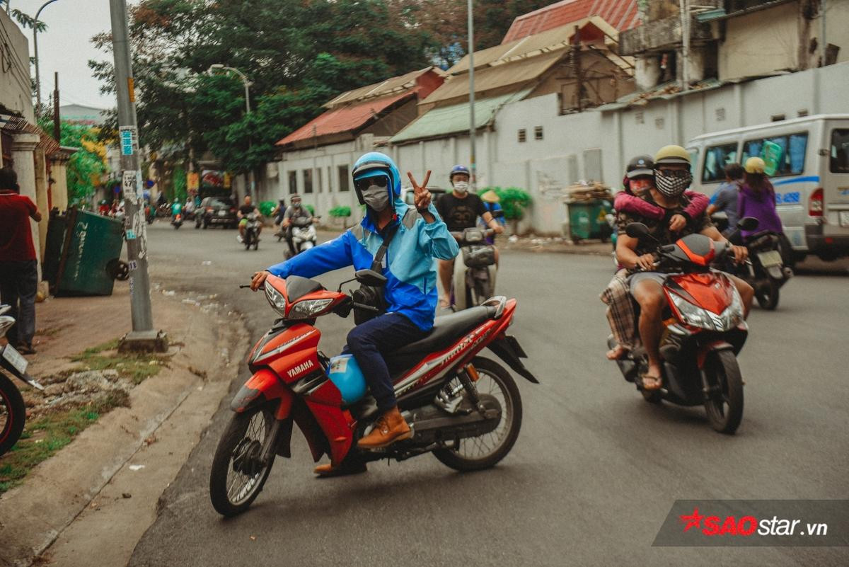 Chuyến xe màu xanh cuối cùng nghẹn ngào nước mắt của hơn 500 Uber tại Sài Gòn Ảnh 7