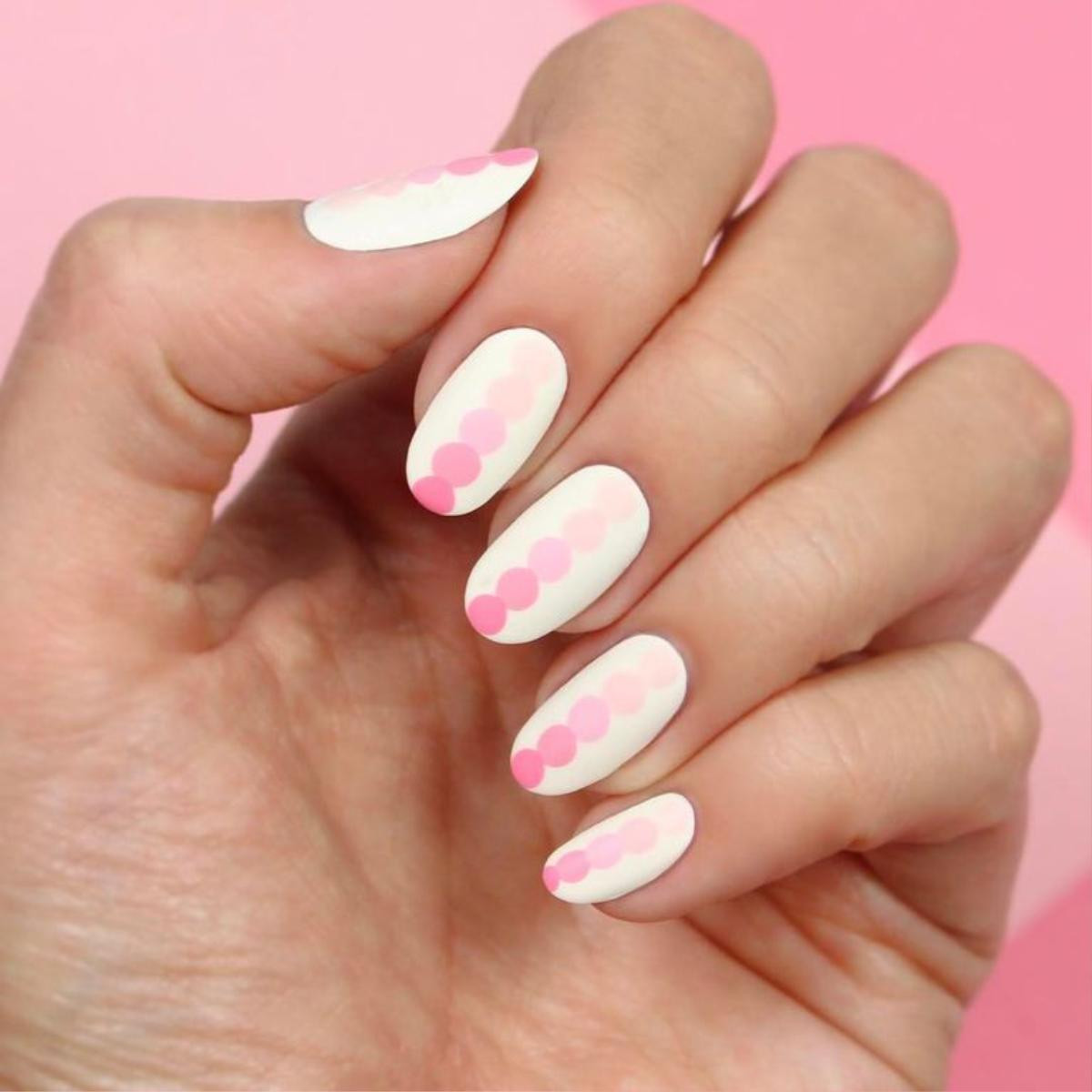 17 mẫu vẽ nail dịp cuối xuân 2018 dự báo sẽ khiến nàng mê như điếu đổ Ảnh 12