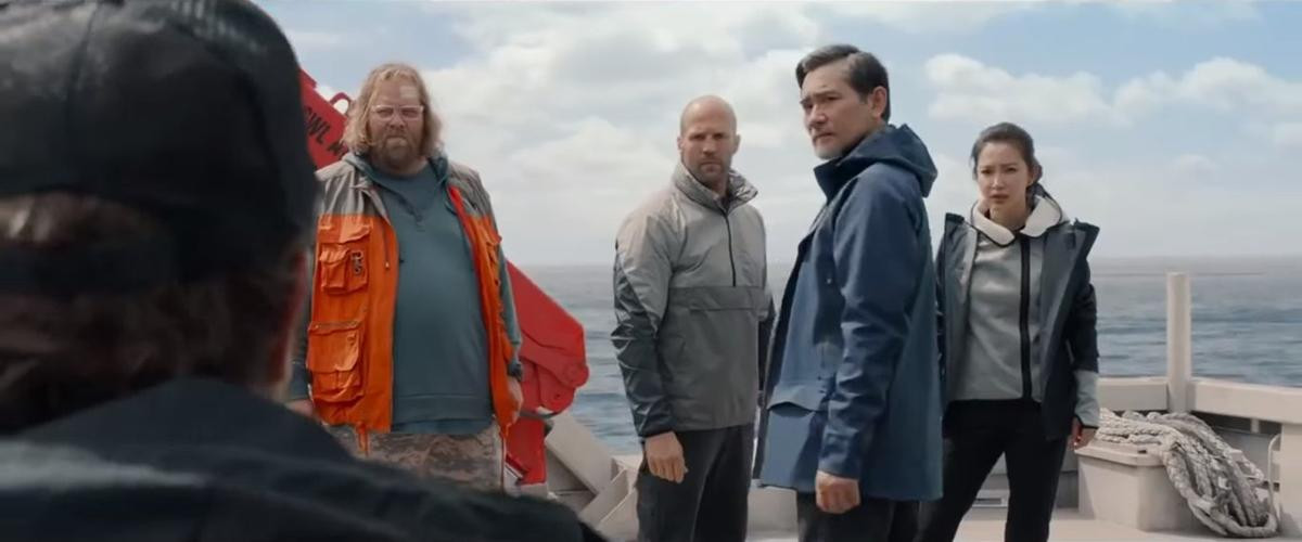 Jason Statham ra biển tiêu diệt cá mập khổng lồ Megalodon cùng Lý Băng Băng trong trailer 'The Meg' Ảnh 10