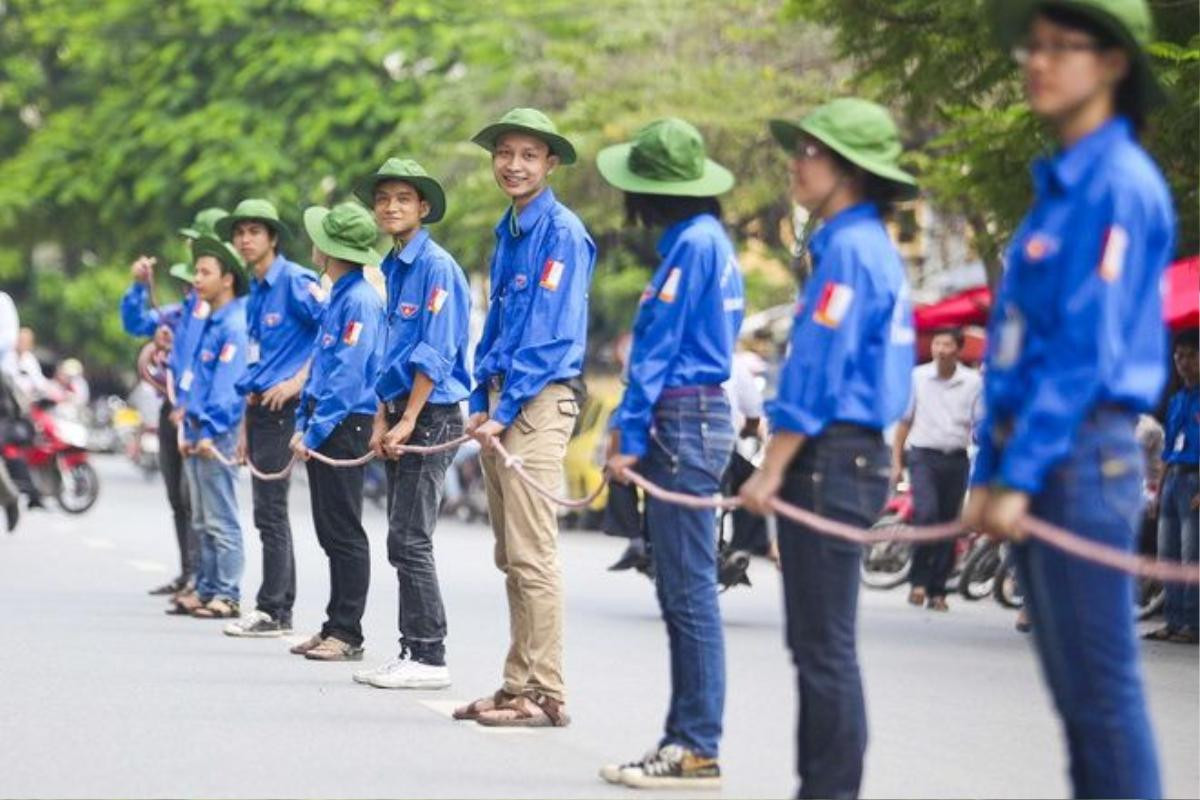 Lên mạng kể lí do bị người yêu 'đá' vì đam mê tình nguyện, cô gái không ngờ lại bị 'dội gáo nước lạnh' Ảnh 1