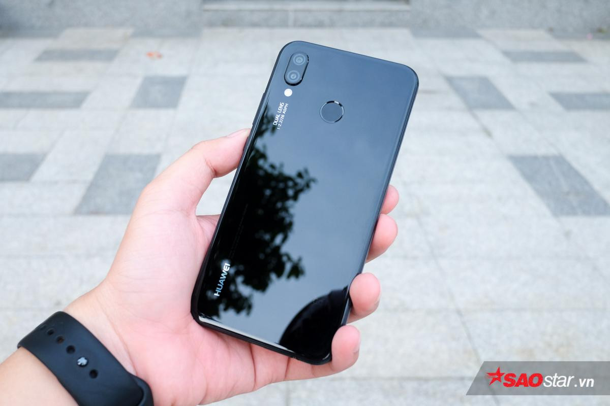 Đánh giá chi tiết Huawei Nova 3e: Thiết kế đột phá, camera ấn tượng Ảnh 3