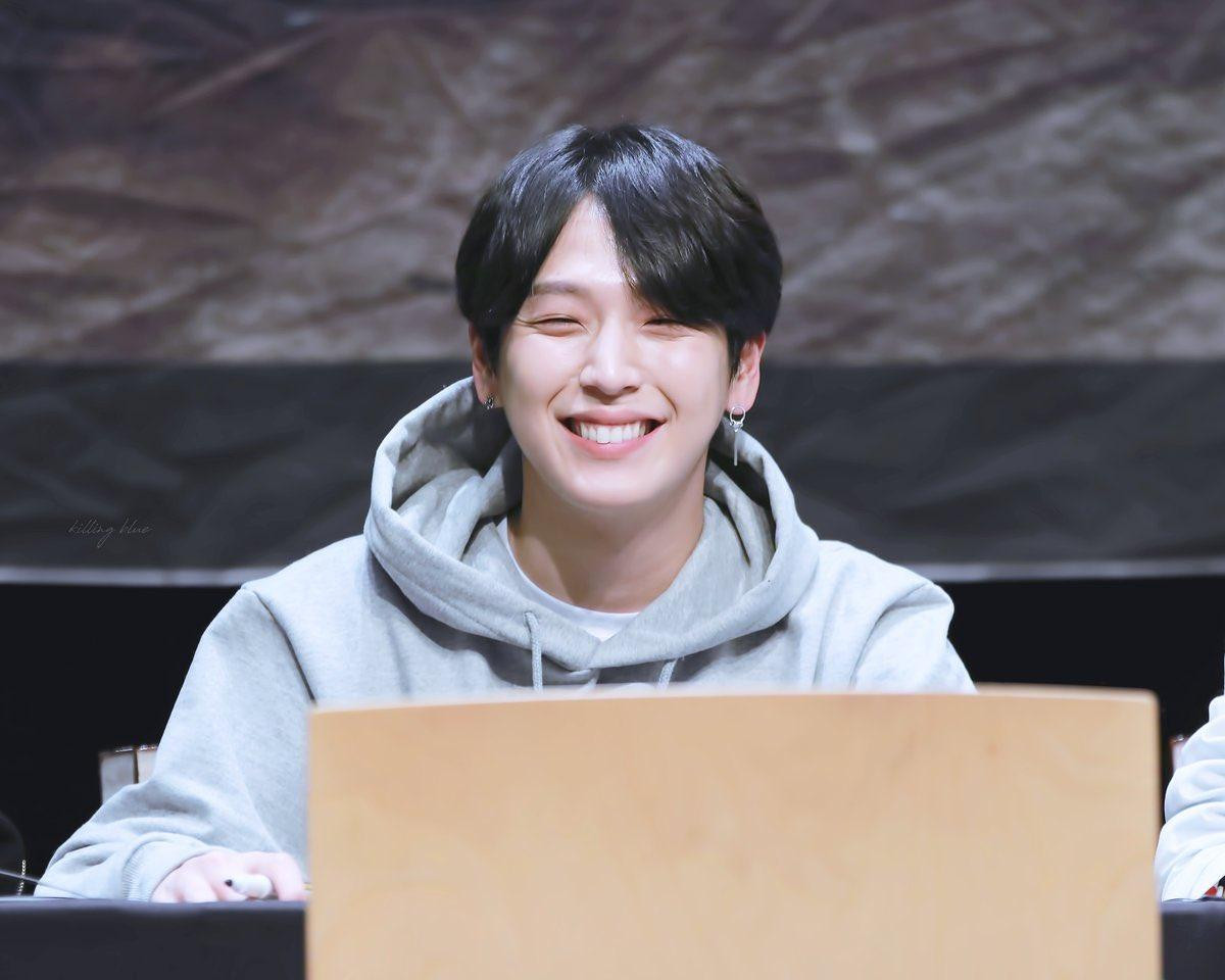 Kim HimChan (B.A.P): Chàng hotboy cá tính nhưng lại bị phong danh 'thỏ hường' Ảnh 13