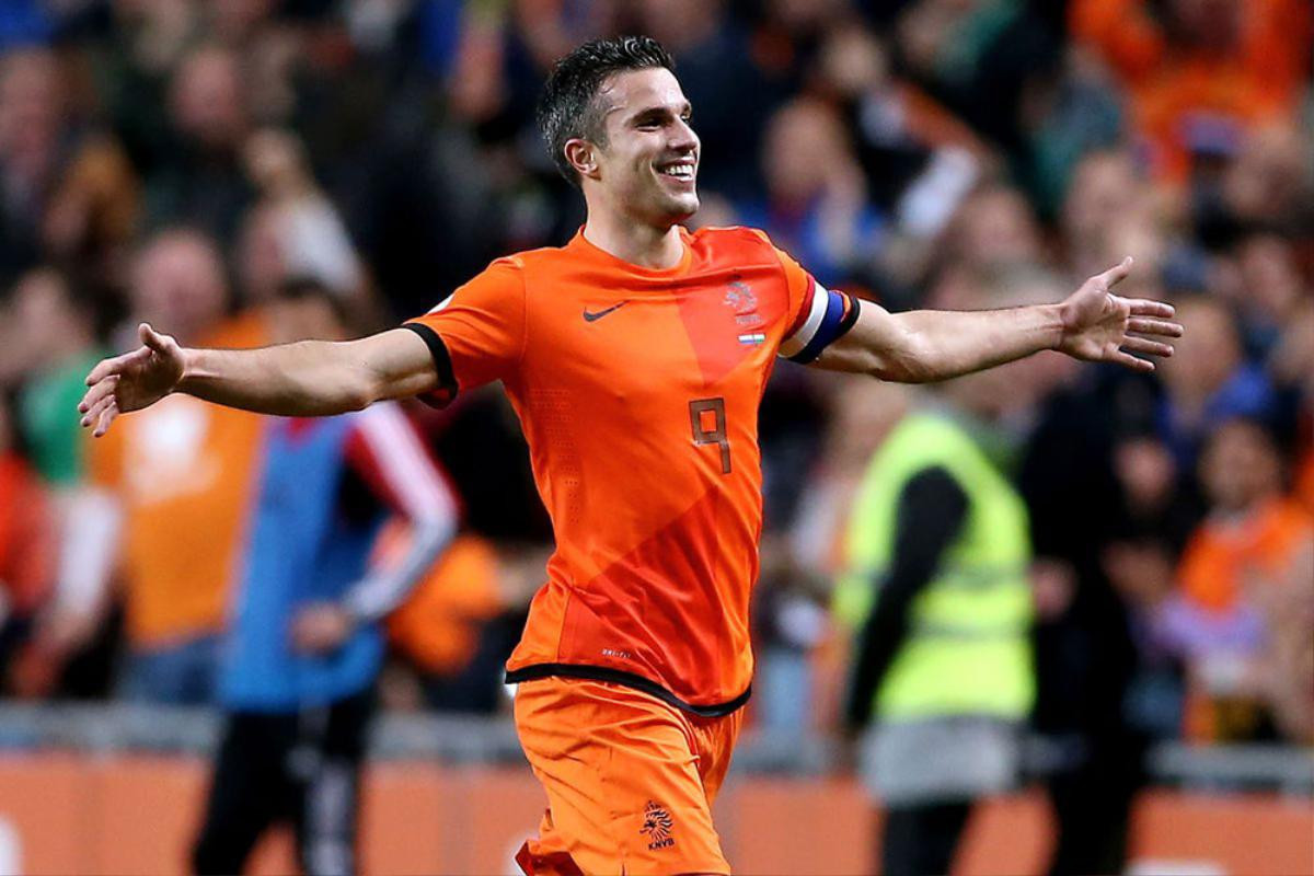 Van Persie: Đứa trẻ bên trong con 'Người Hà Lan bay' Ảnh 10