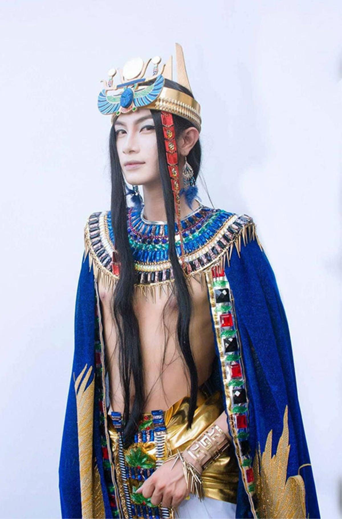 Chàng trai 9X và 300 bộ cosplay: Tiền trang phục đủ mua nhà Sài Gòn, 7 năm cos 'lãi' mỗi anh người yêu Ảnh 1