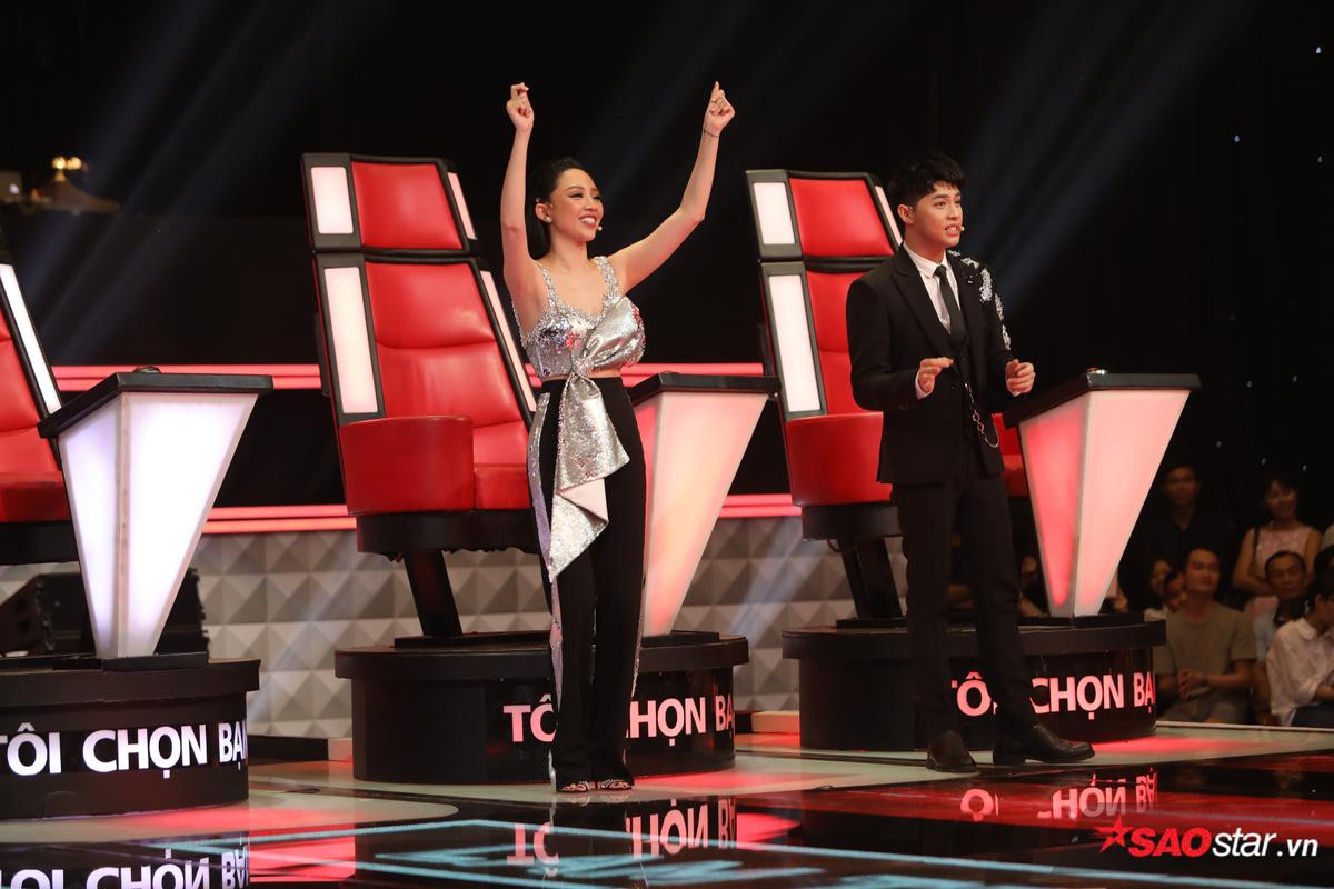 1001 khoảnh khắc từ 'thần thánh' đến… không đỡ nổi trên 'ghế nóng' The Voice 2018 Ảnh 11