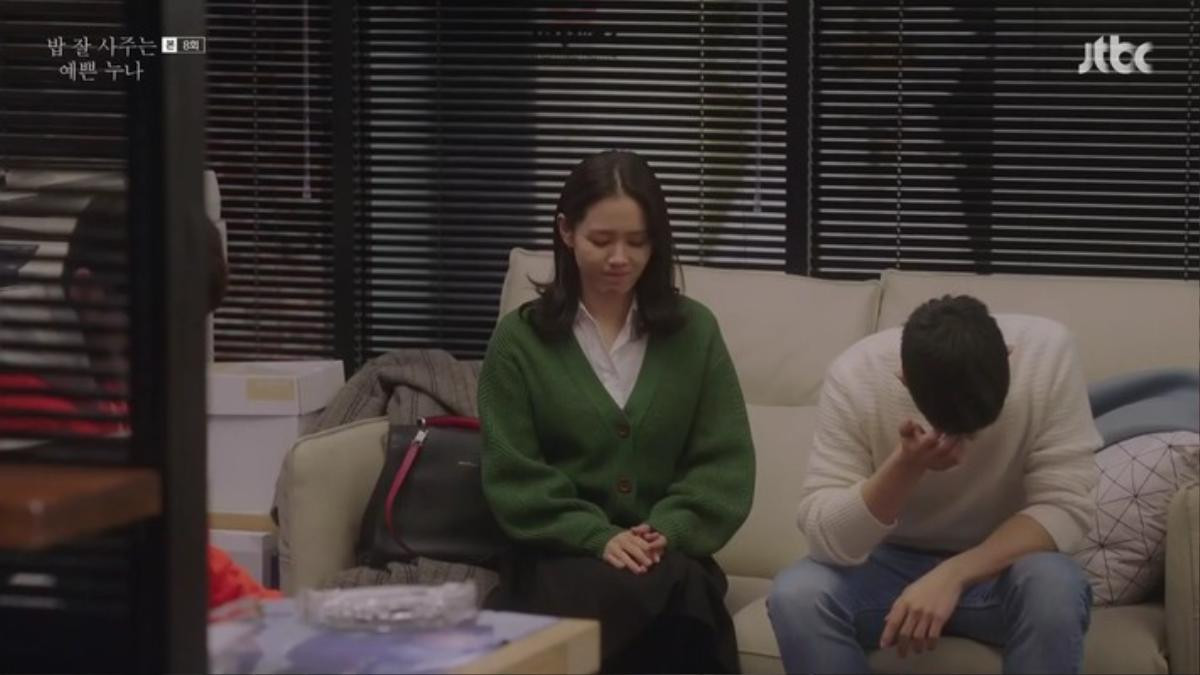 Chuyện tình chị em của Jung Hae In và Son Ye Jin chính thức bại lộ, phải làm sao đây? Ảnh 24